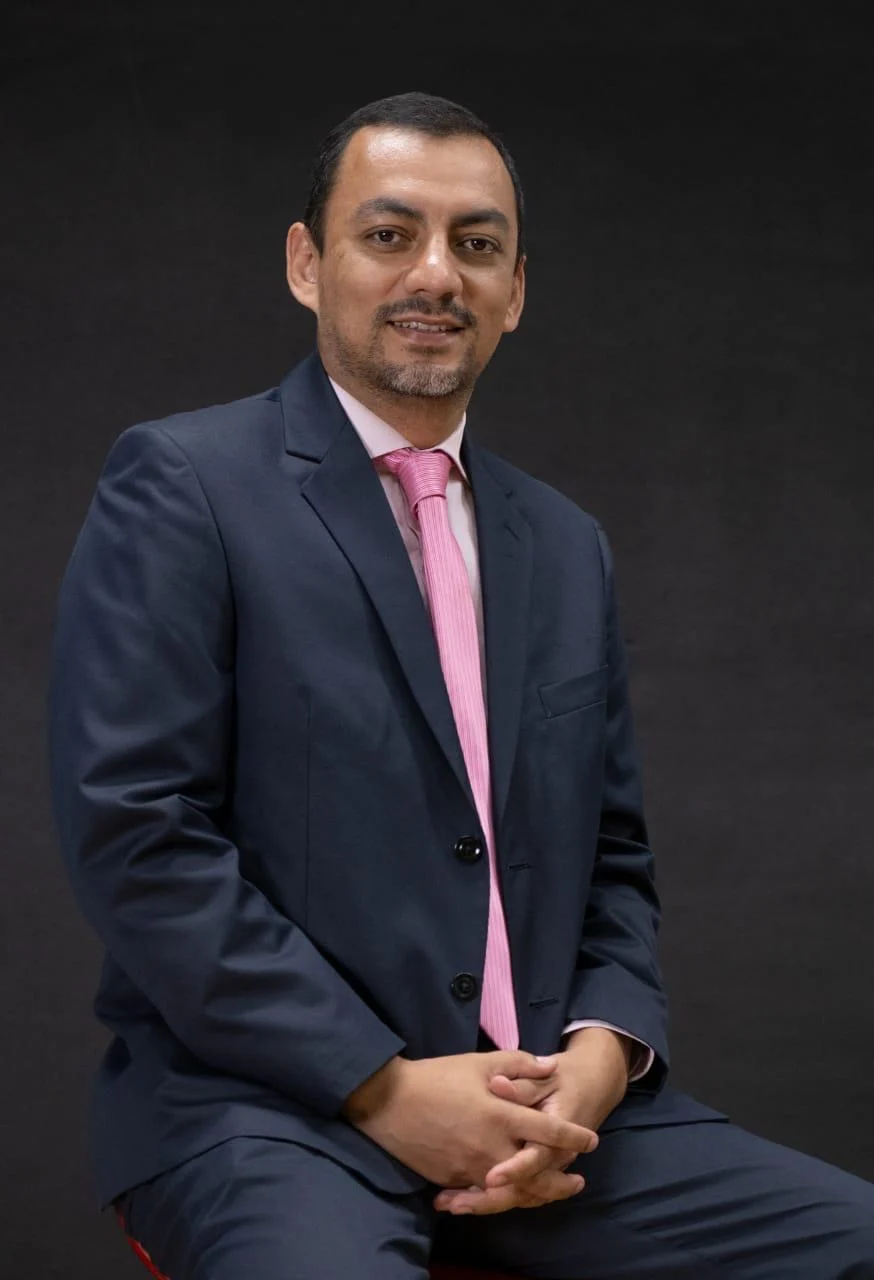 Pastor Alejandro Trejos.